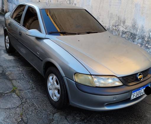 CHEVROLET VECTRA 2.0 MPFI GLS 8V GASOLINA 4P MANUAL CHEVROLET VECTRA 2.0 MPFI GLS 8V GASOLINA 4P MANUAL